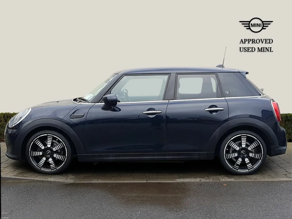Mini Cooper Exclusive - Image 3
