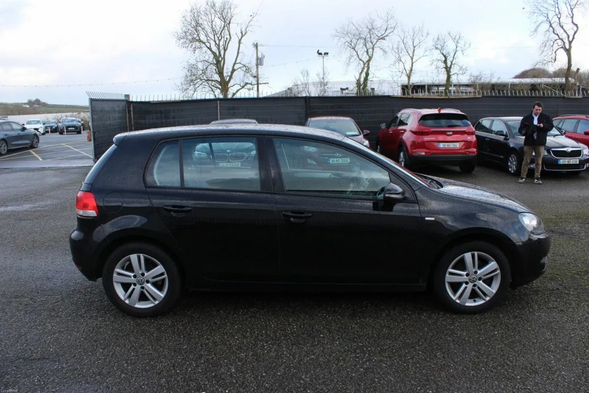 Volkswagen Golf 1.6 TDI 90BHP MATCH- TENDER 32 - G - Image 3