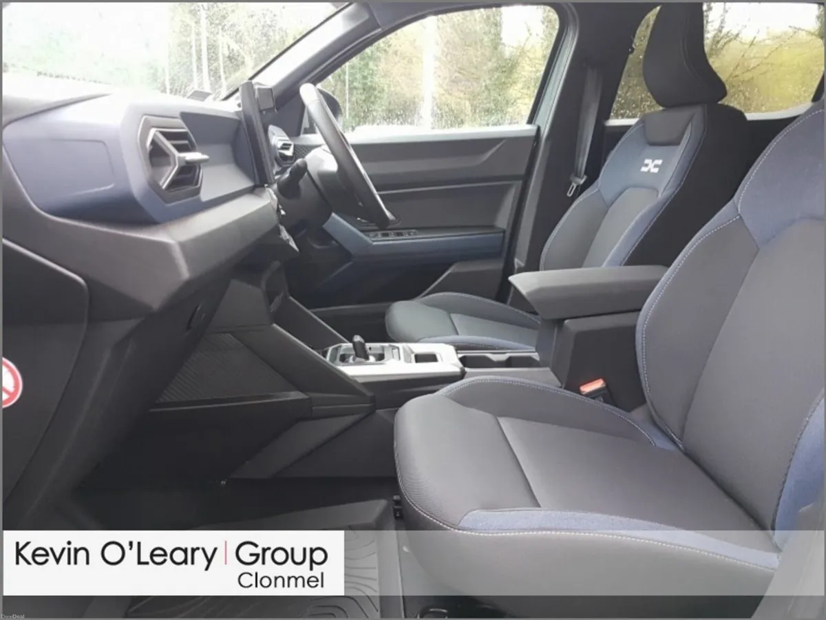 Dacia Duster Journey HEV 155 - Image 4