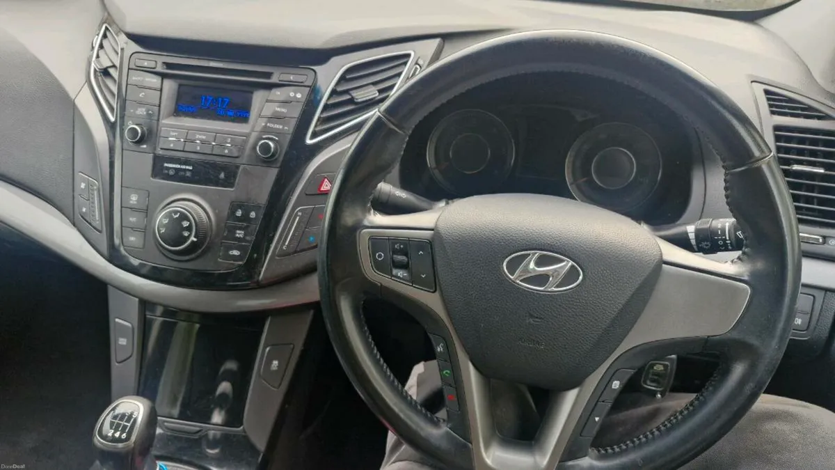 Hyundai i40 1.7d new Nct - Image 4