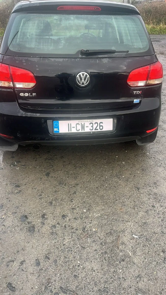 Volkswagen Golf 2011 - Image 2