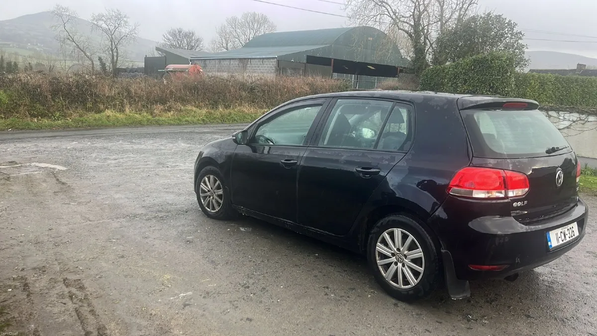 Volkswagen Golf 2011 - Image 3