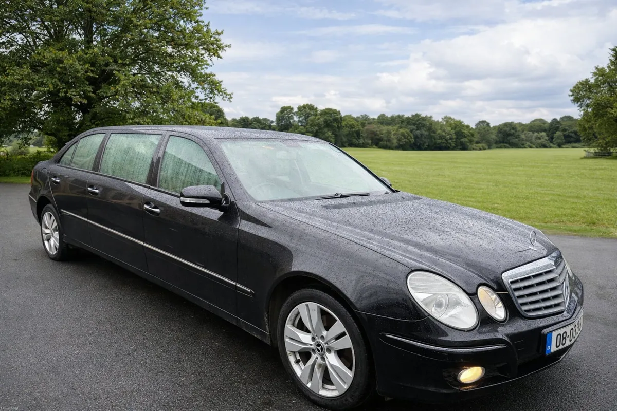 Mercedes Stretched Limousine - Image 1