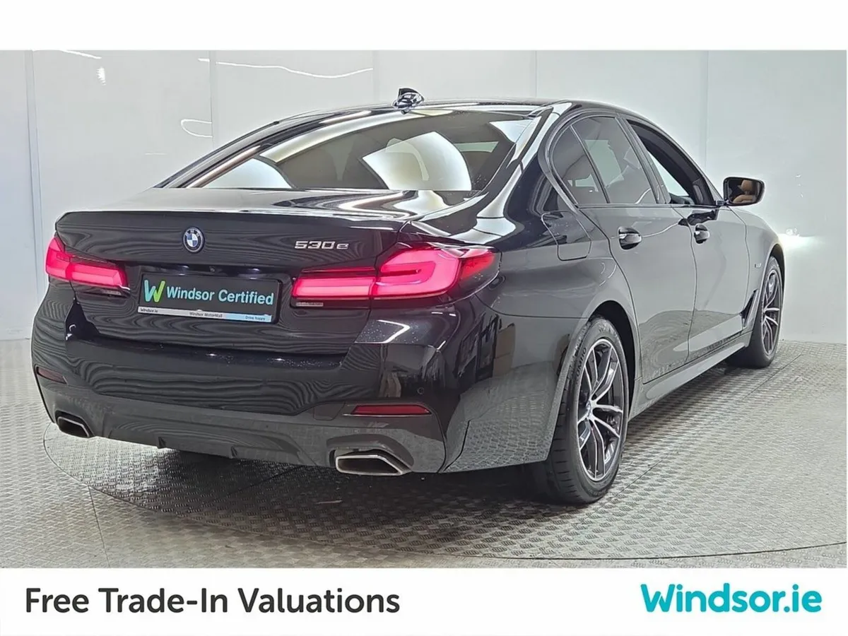 BMW 5-Series 530E M Sport PHEV 292BHP *SUN ROOF - Image 2