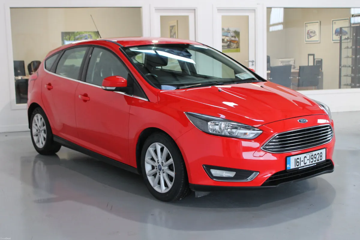 Ford Focus 2016 Titanium In Excellent Condition - Image 4