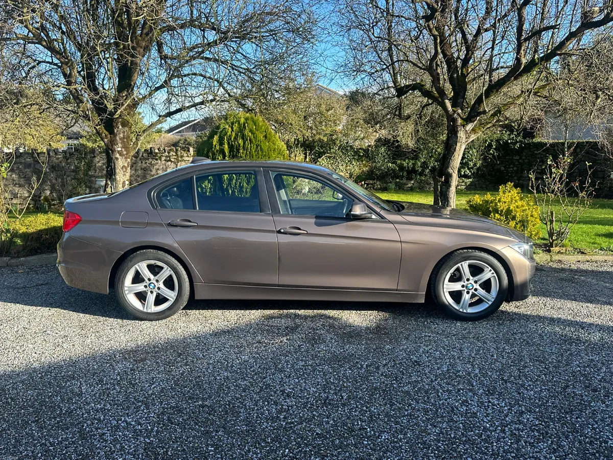 BMW 320D TAX 6/26 NCT 11/26 - Image 3