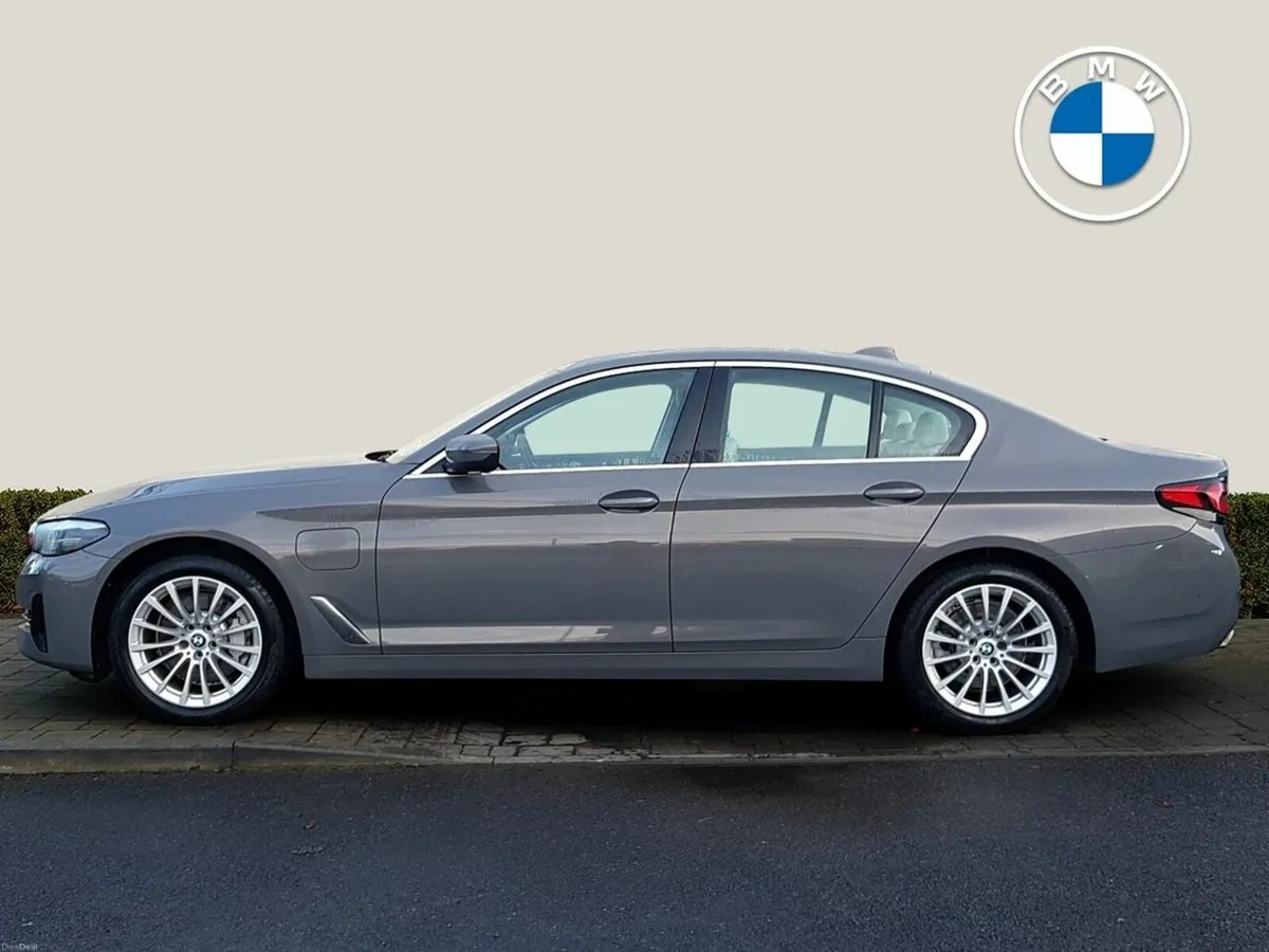 BMW 5-Series 530e SE - Image 3
