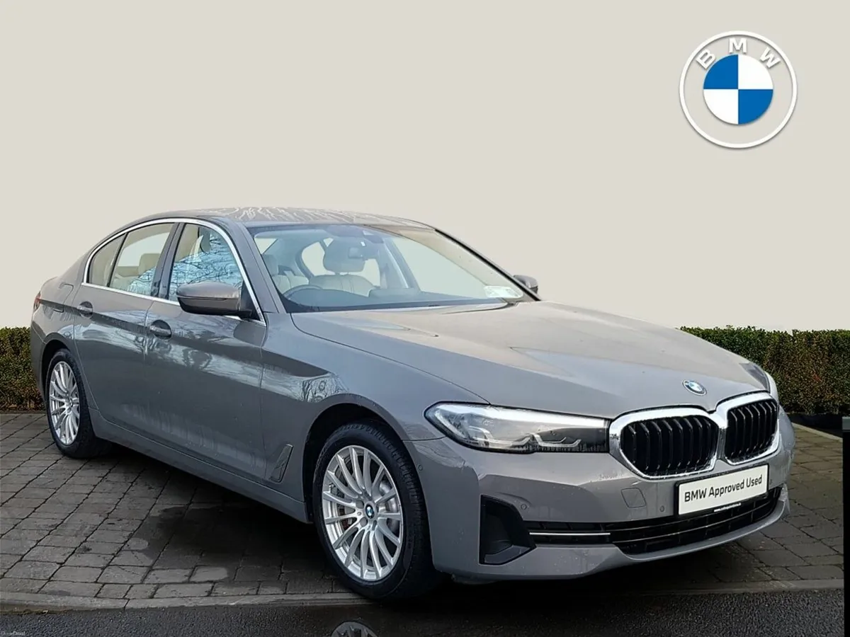 BMW 5-Series 530e SE - Image 1