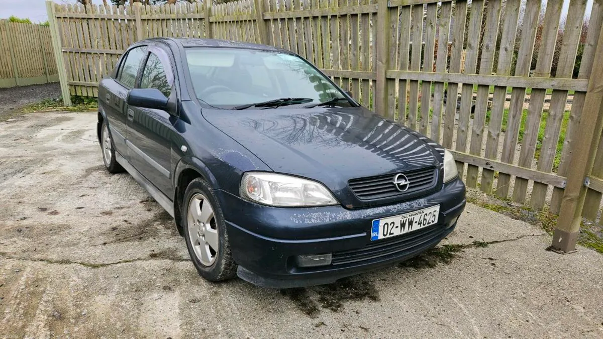 Opel Astra - Image 1
