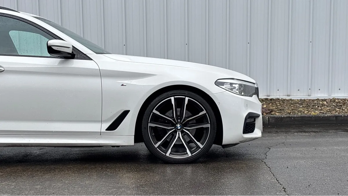 BMW G31 - M-Sport - Auto - Black Leather - Image 3