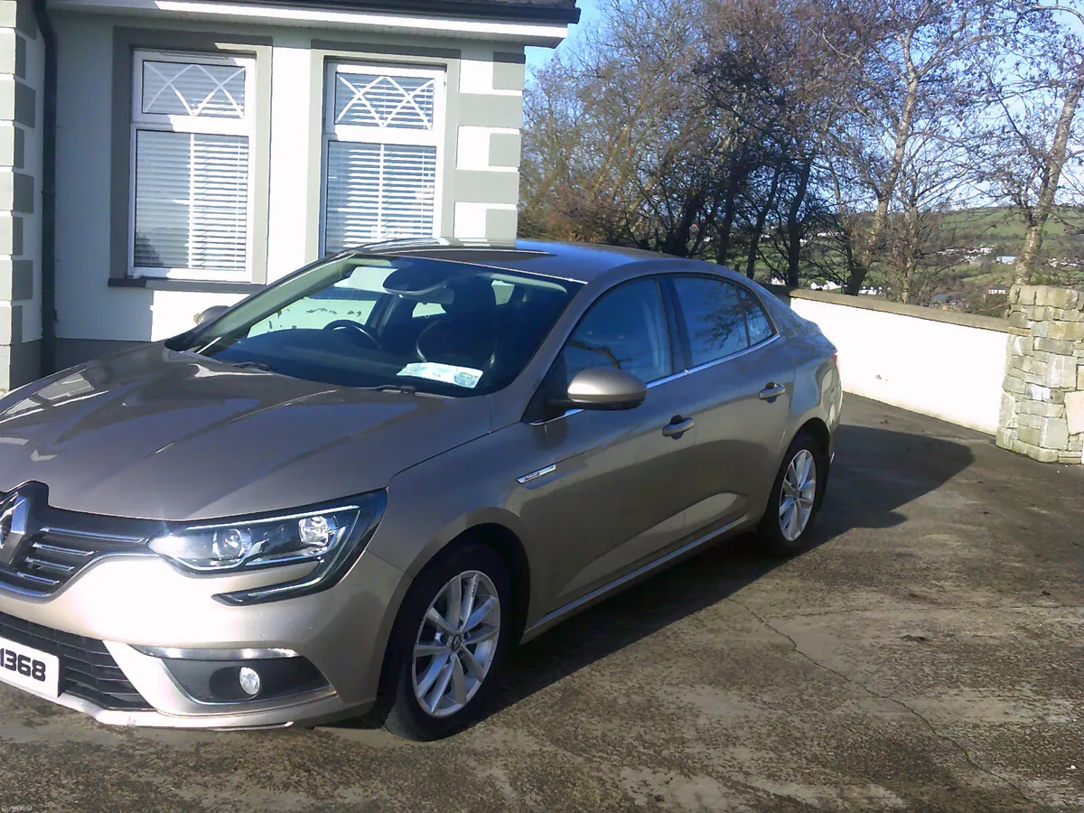 Renault Megane 2018 - Image 3