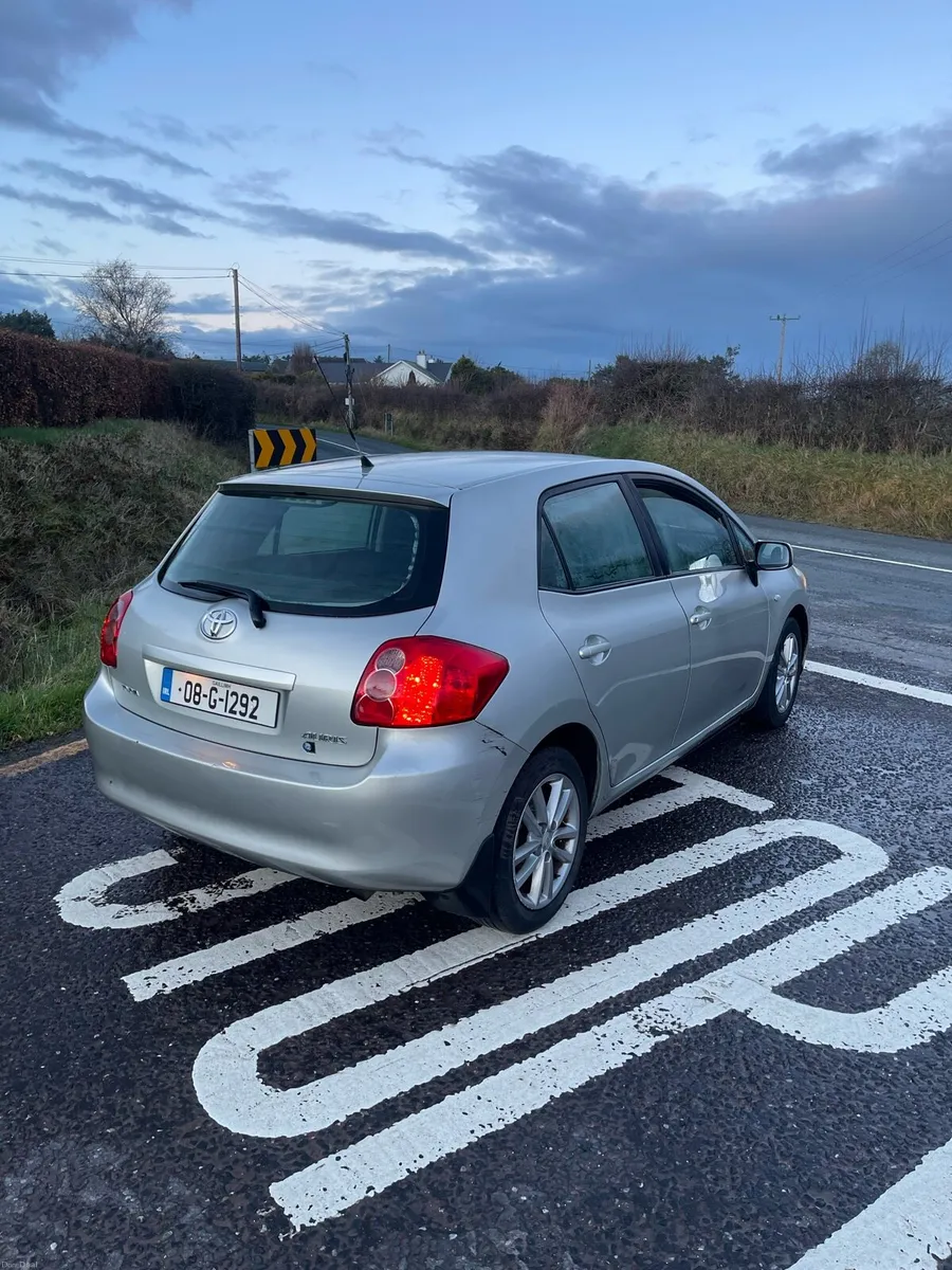 2008 Toyota Auris - Image 2