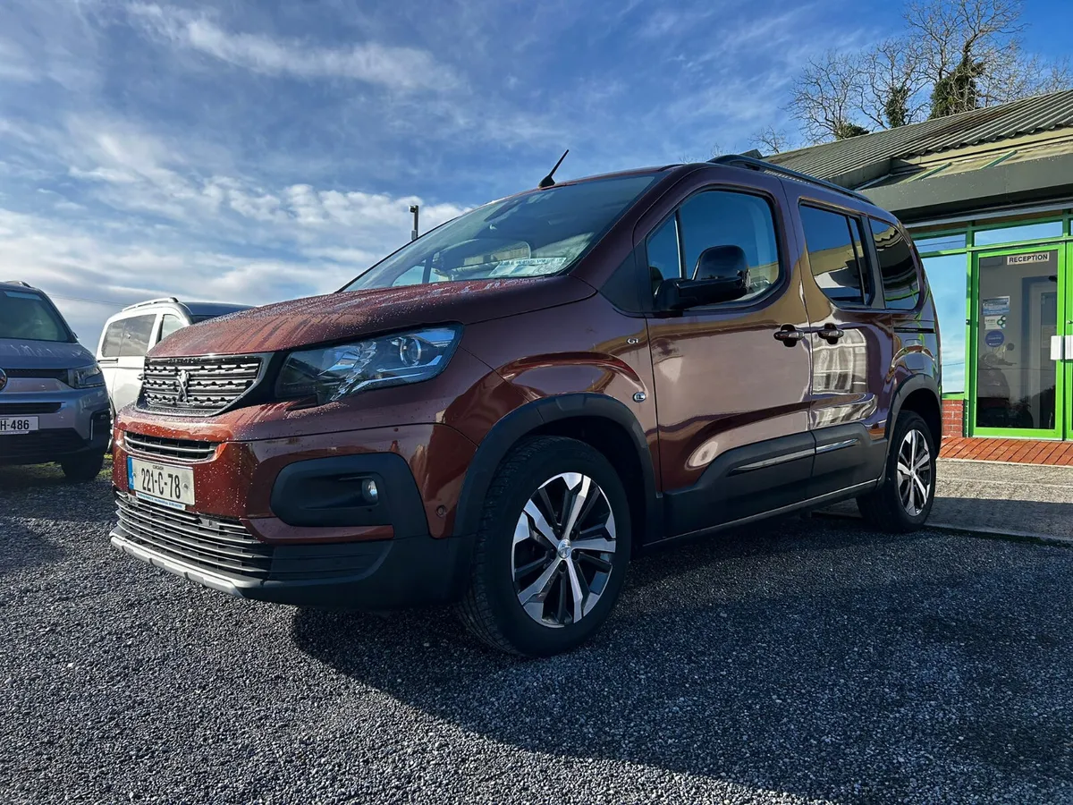 Wheelchair Car - Image 3