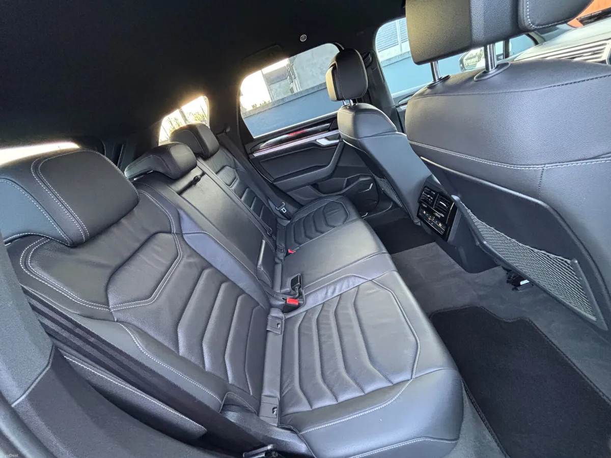Volkswagen Touareg 2020 - Image 6
