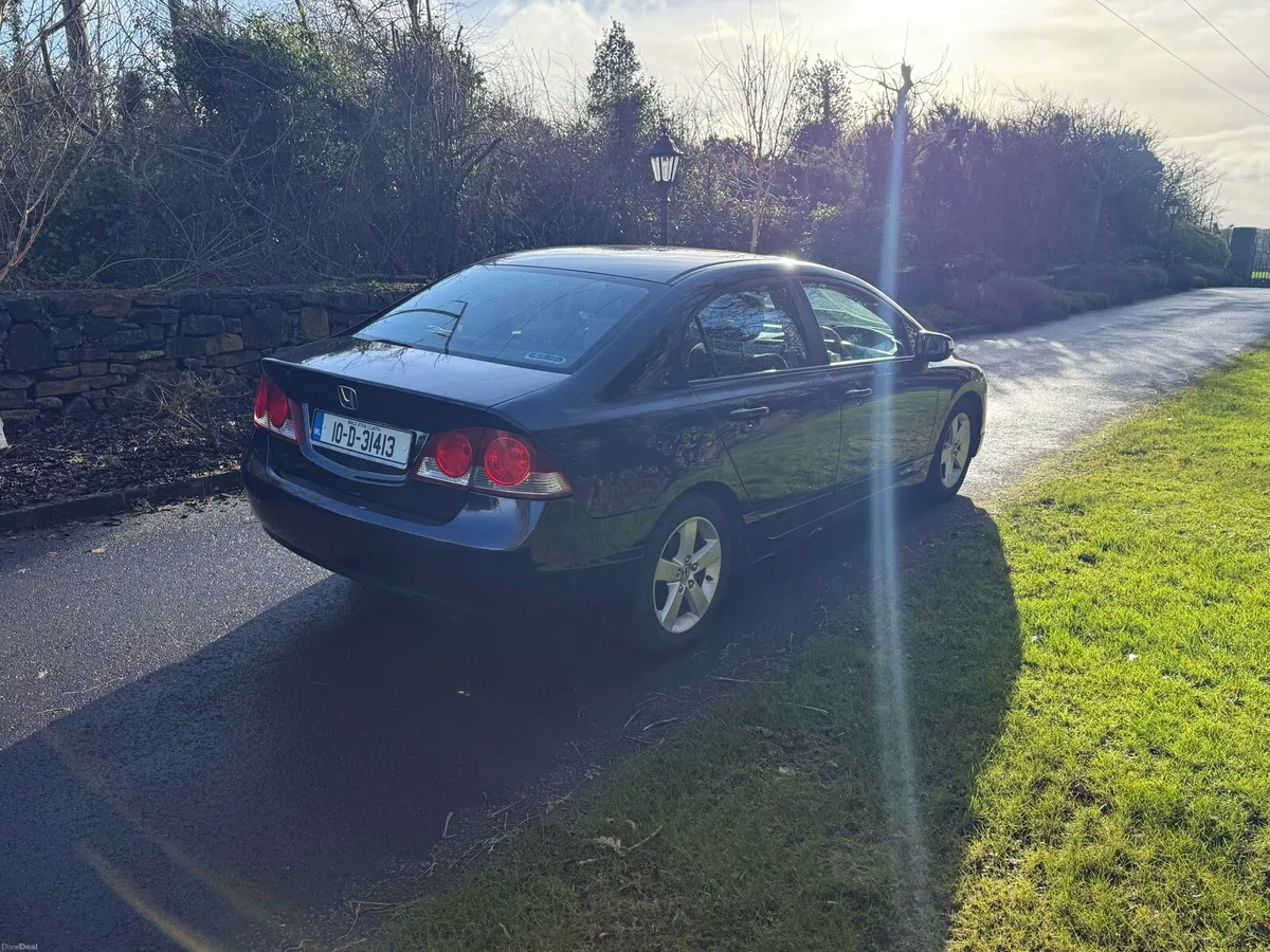Honda Civic 1.8i VTEC - Image 4