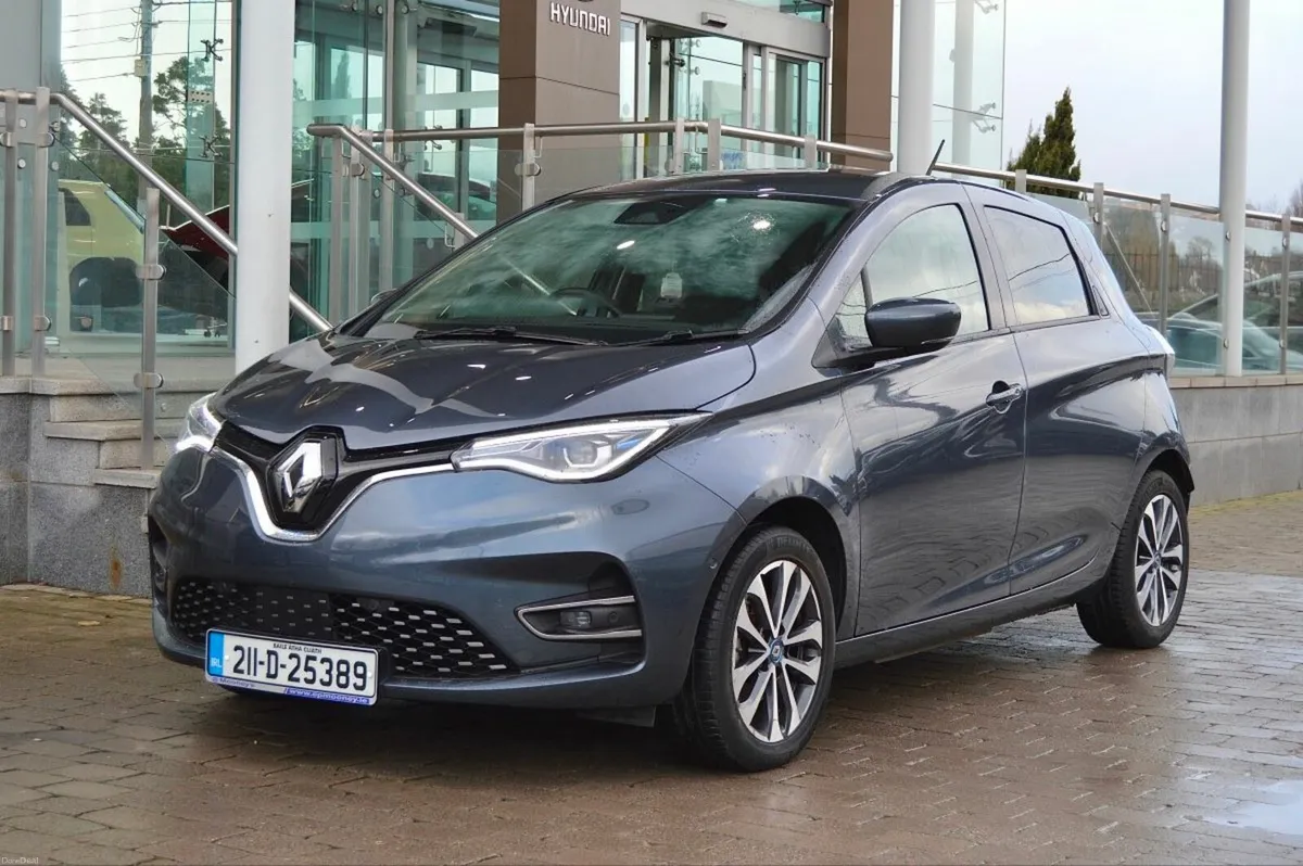 Renault Zoe R135 Z.E 50 GT Line CCS Rapid charge - Image 1