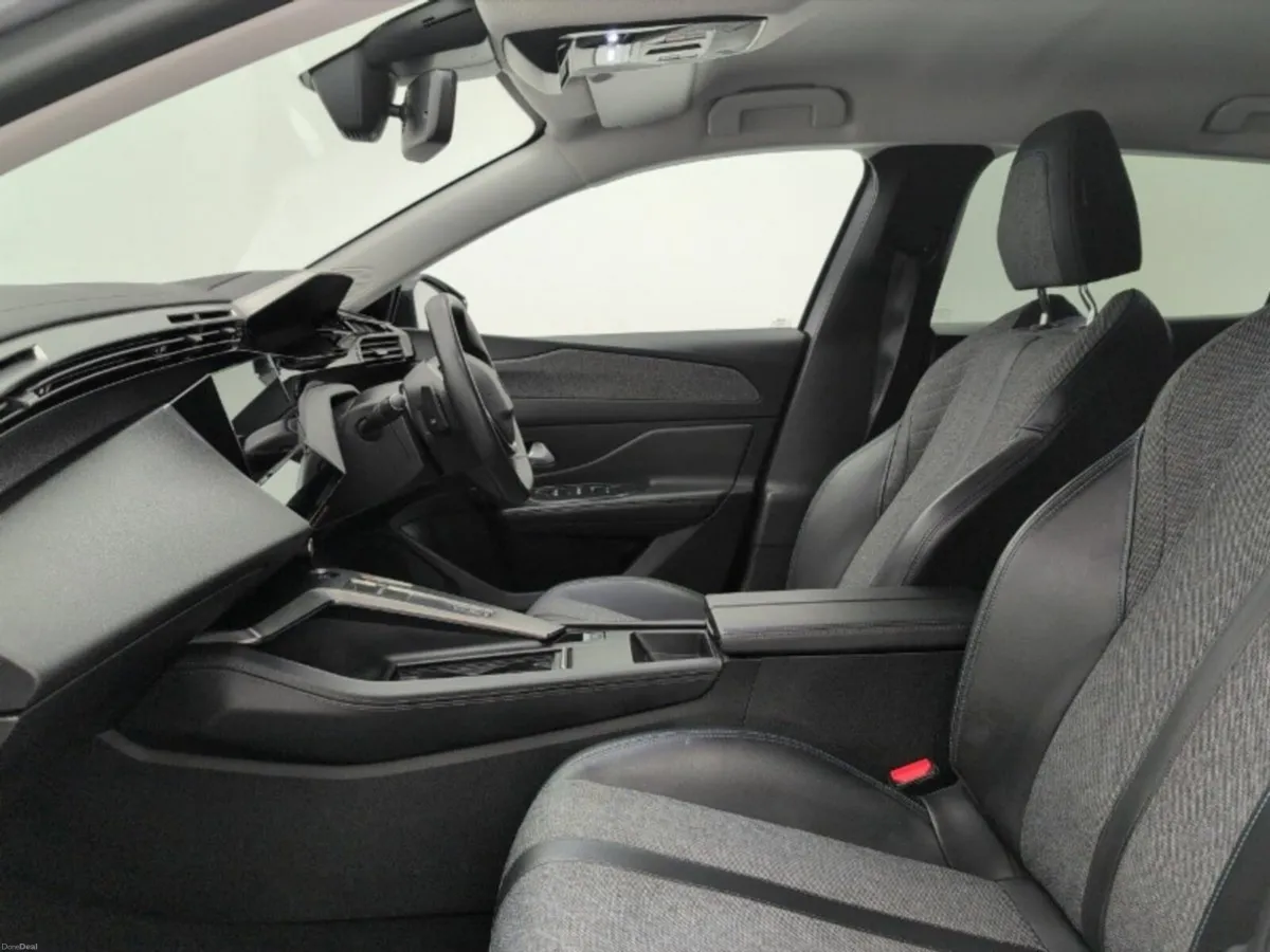 Peugeot 408 ALLURE 1.2 130 AUTOMATIC 6.4 4 - Image 4