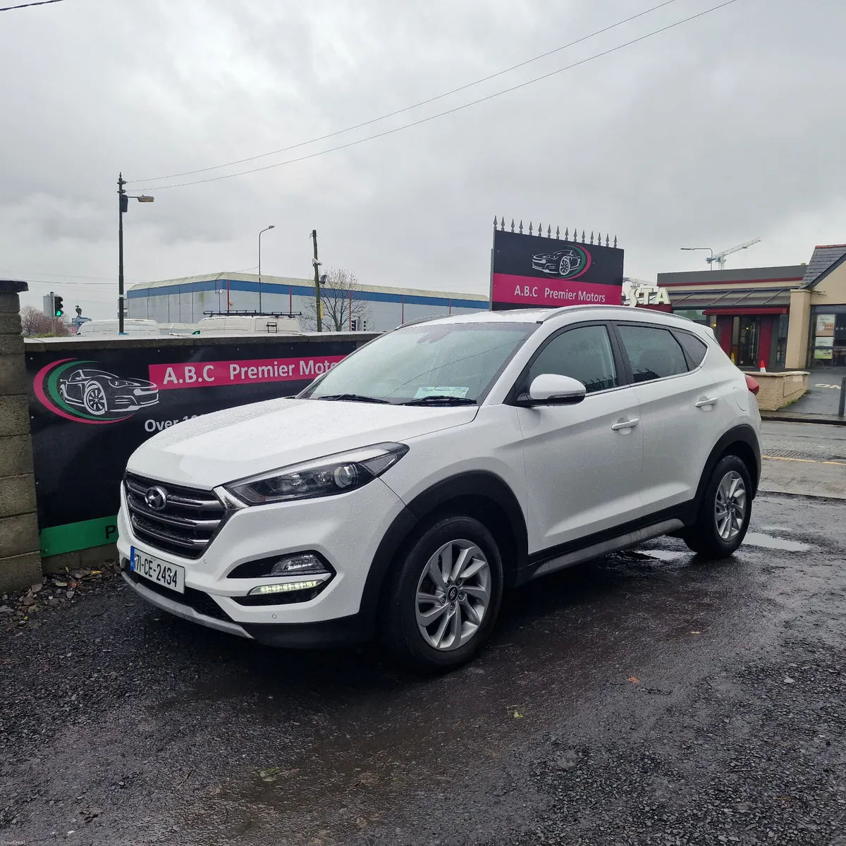 Hyundai Tucson 2017 Low Miles 92k - Image 4