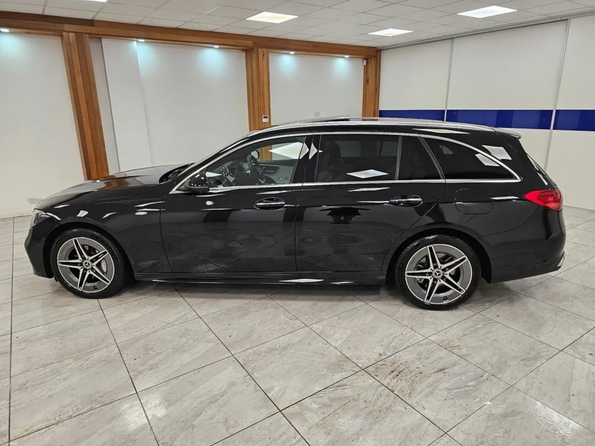 Mercedes-Benz C-Class PREMIUM // BLACK WITH IVORY - Image 4