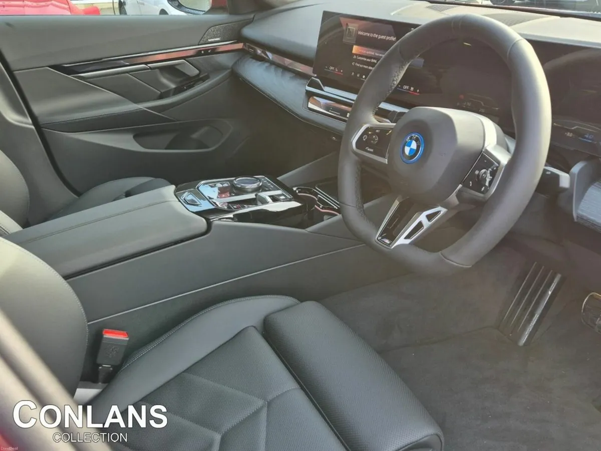 BMW 5-Series 530E MSport - Image 4