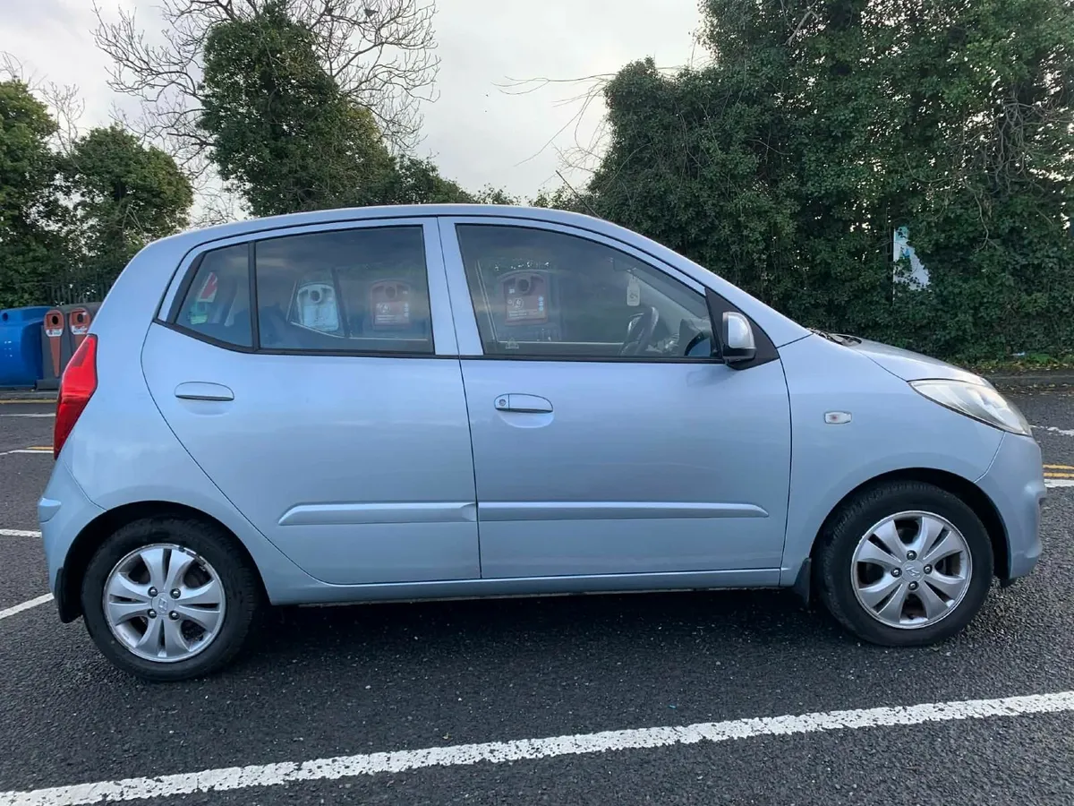 Hyundai i10 2014 - Image 2