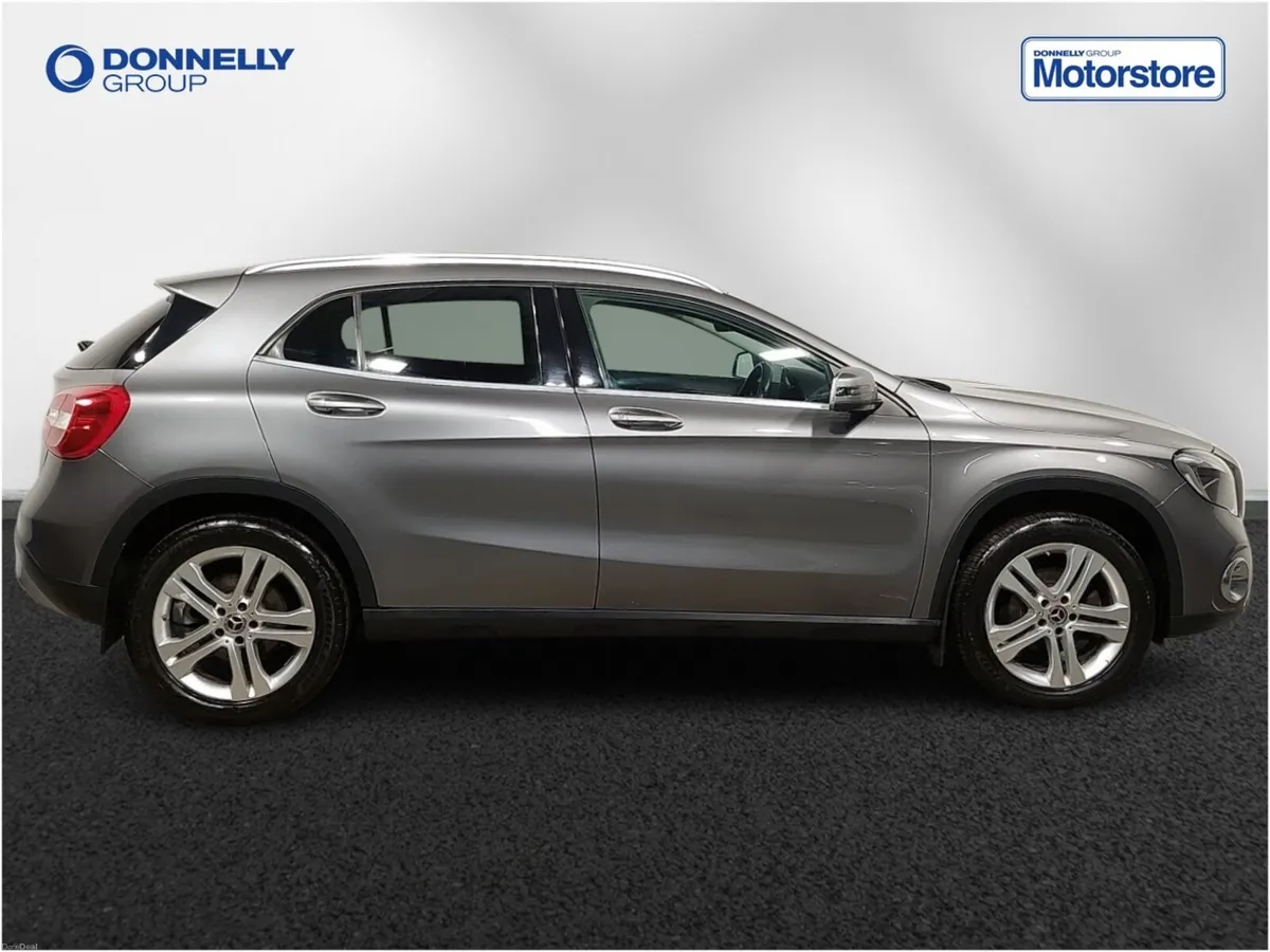 Mercedes-Benz GLA Class Gla Diesel Hatchback Sport - Image 3