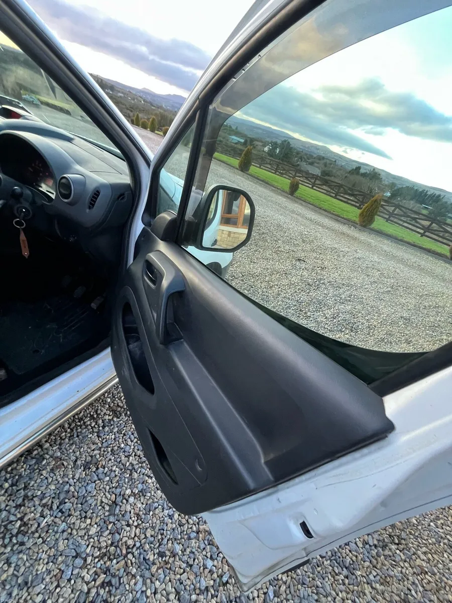 Peugeot partner - Image 3