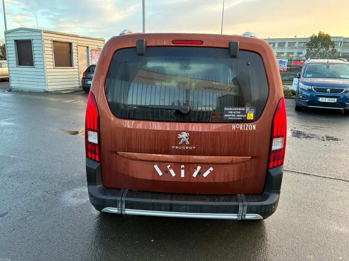 Wheelchair Accessible Peugeot Rifter Horizon - Image 5