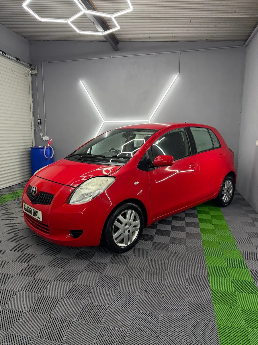 Toyota Yaris - Image 3