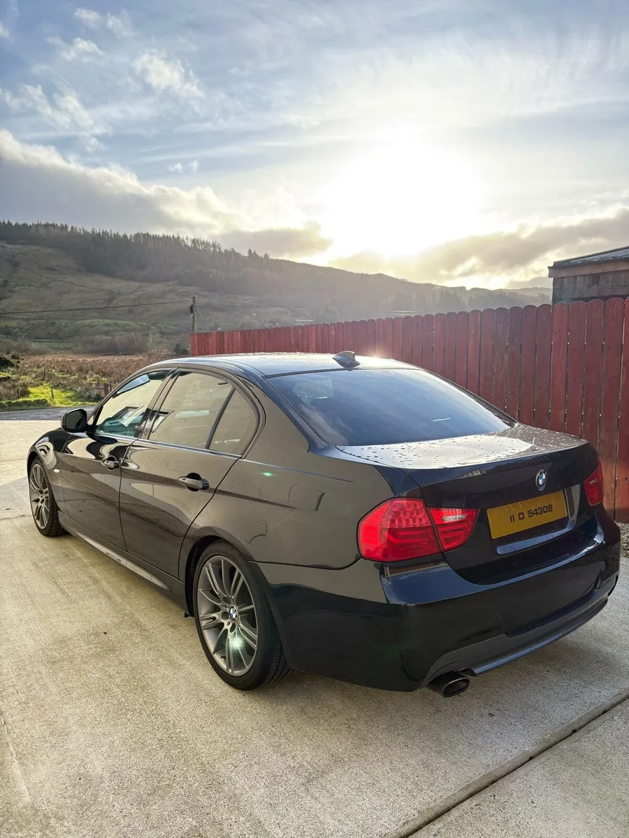 BMW 318d Msport - Image 3