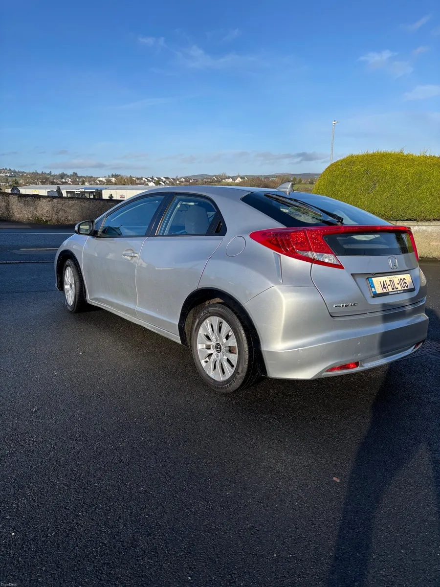 Honda Civic 2014 - Image 3