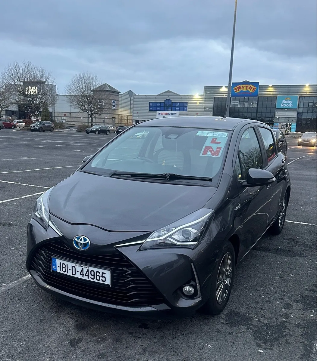 Toyota Yaris hybrid 2018 1.5L - Image 1