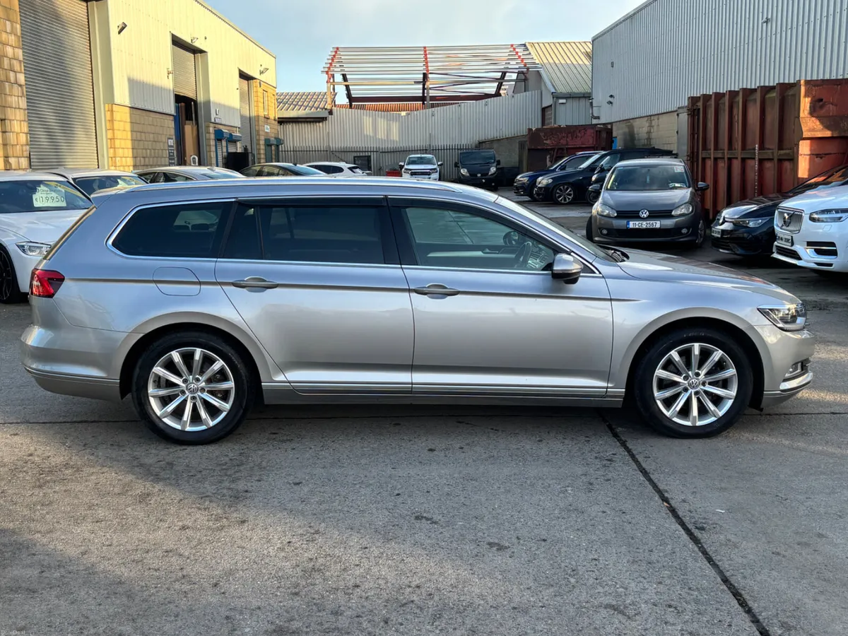 152 VOLKSWAGEN PASSAT 1.4TSIAUTO FULLY LOADED SPEC - Image 3