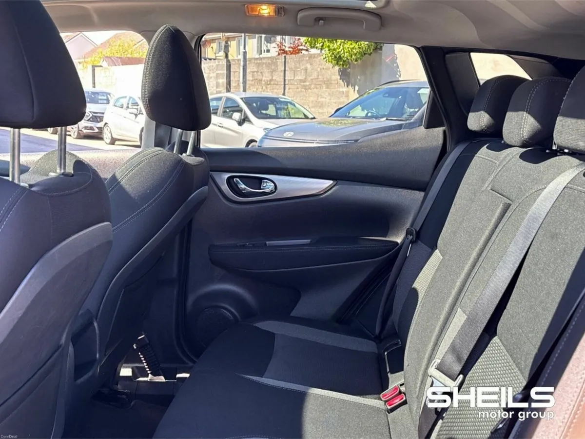 Nissan Qashqai 1.5 DCI N-CONNECTA 5DR 110P - Image 6