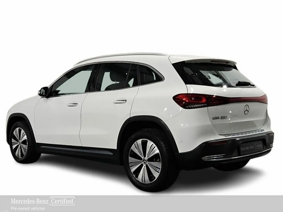 Mercedes-Benz EQA **RESERVED**250 Progressive with - Image 4