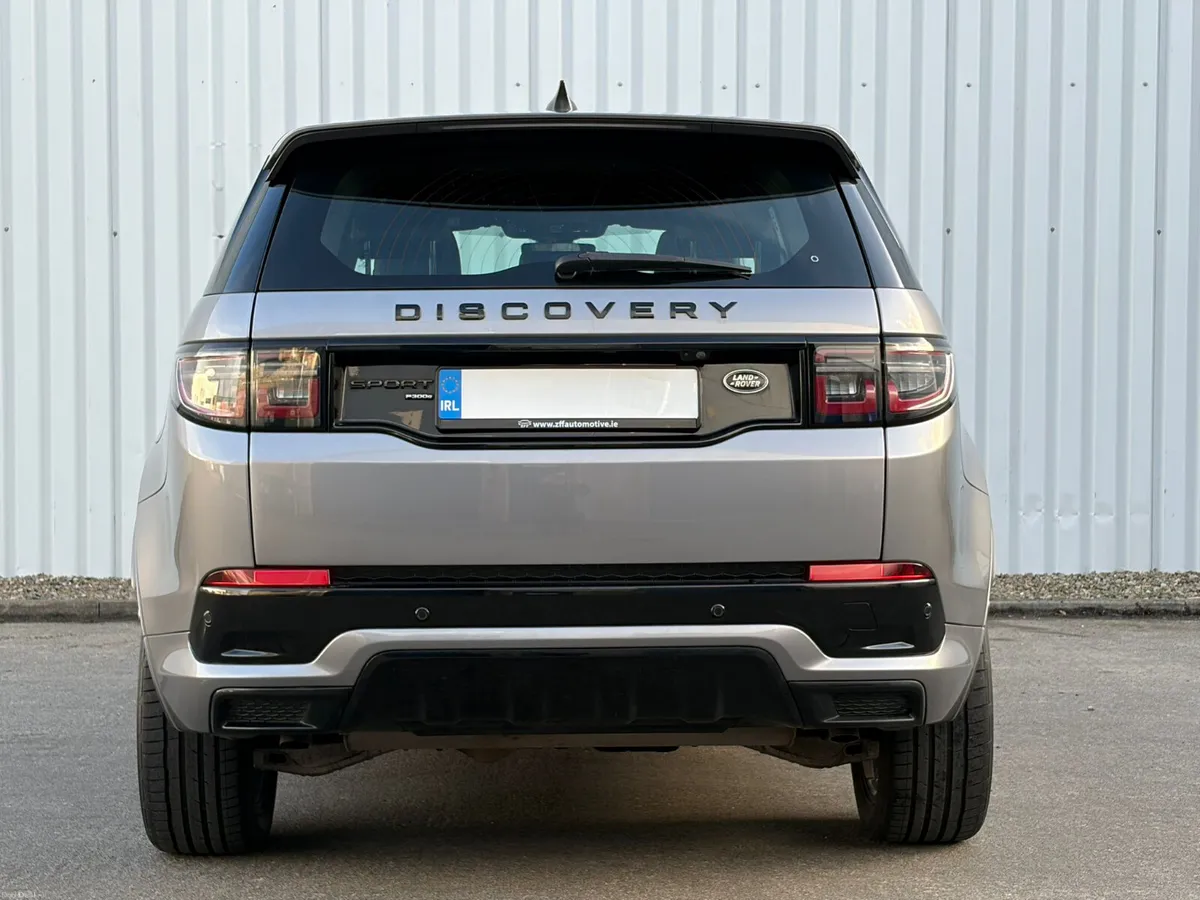 2021 Land Rover Discovery Sport R-Dynamic SE P300E - Image 4