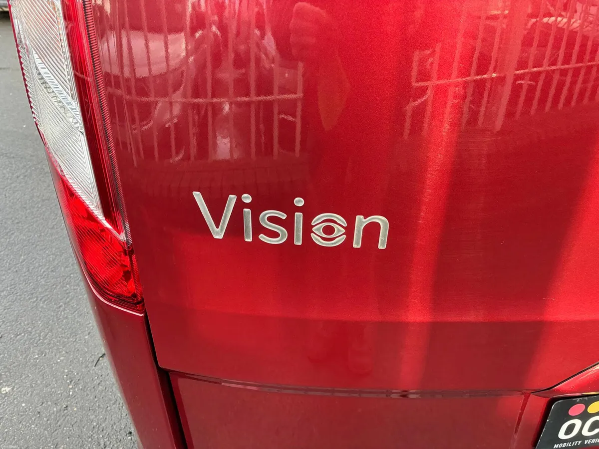 Wheelchair Accessible Ford Custom Vision 2023 - Image 6