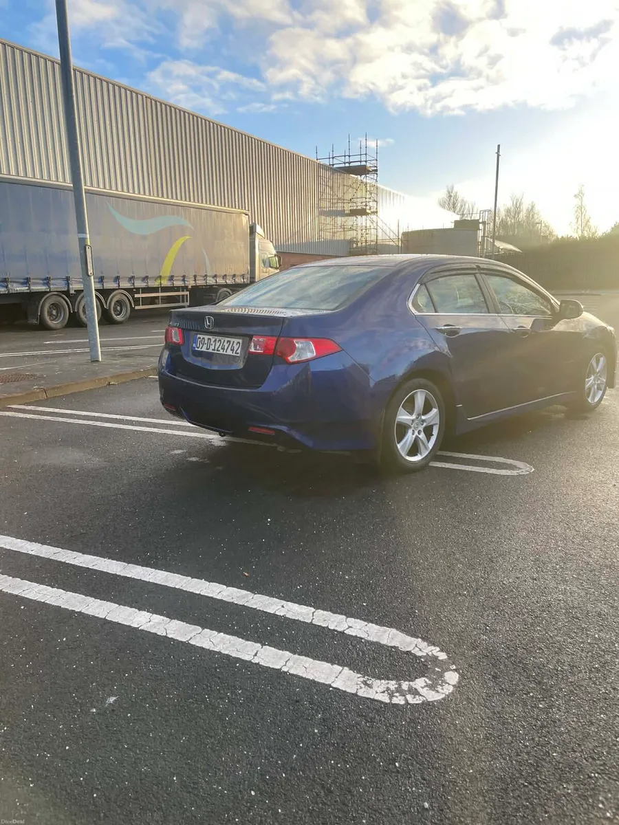 Honda Accord ES GT Fresh NCT - Image 2