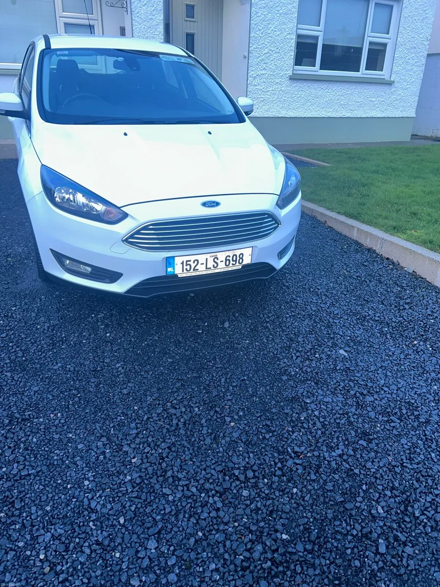 Ford Focus Zetec 1.0l petrol - Image 2