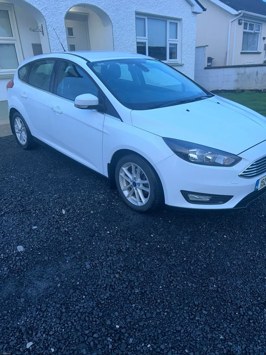 Ford Focus Zetec 1.0l petrol - Image 1