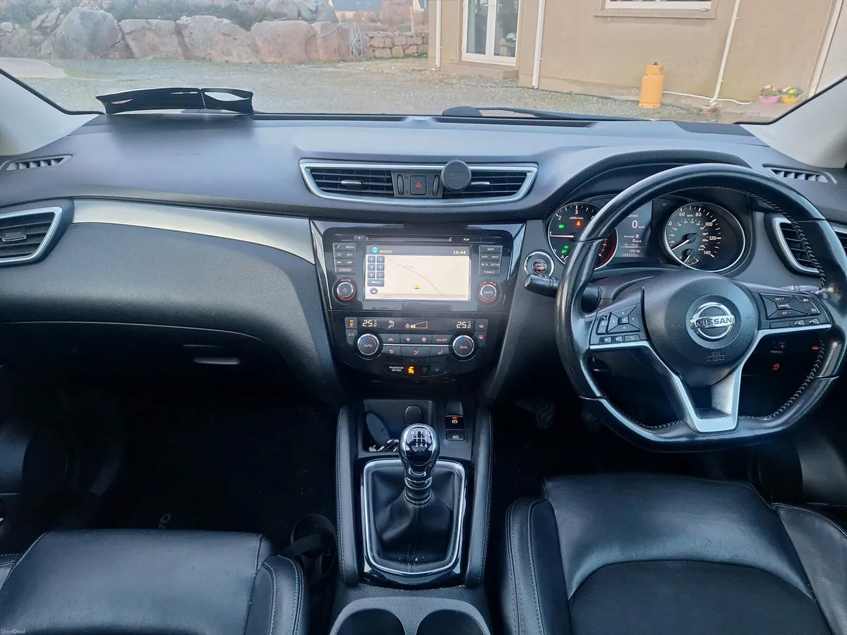 2018 Nissan Qasqhai - High UK Spec - Image 3