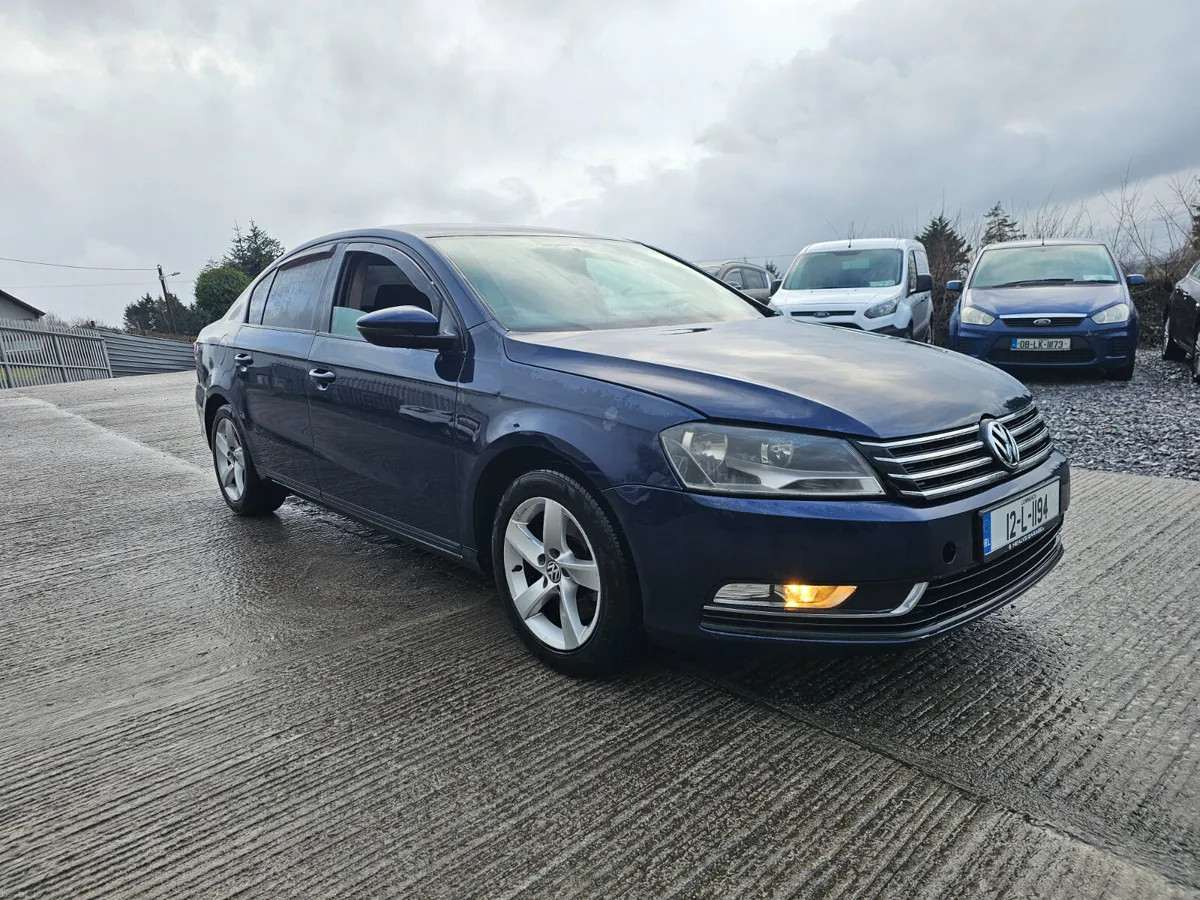 2012 Volkswagen Passat 1.6 Tdi - Image 1