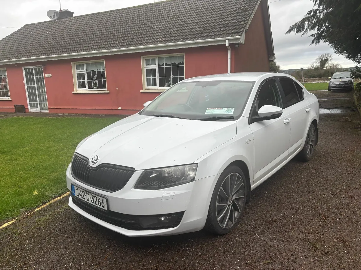 Automatic 2.0tdi L&K Skoda Octavia 2014 - Image 1