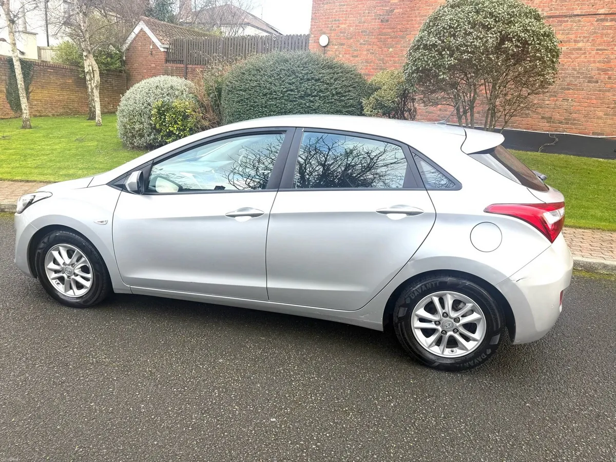 Hyundai i30 petrol NCT 6/26Tax. 3/26 - Image 4