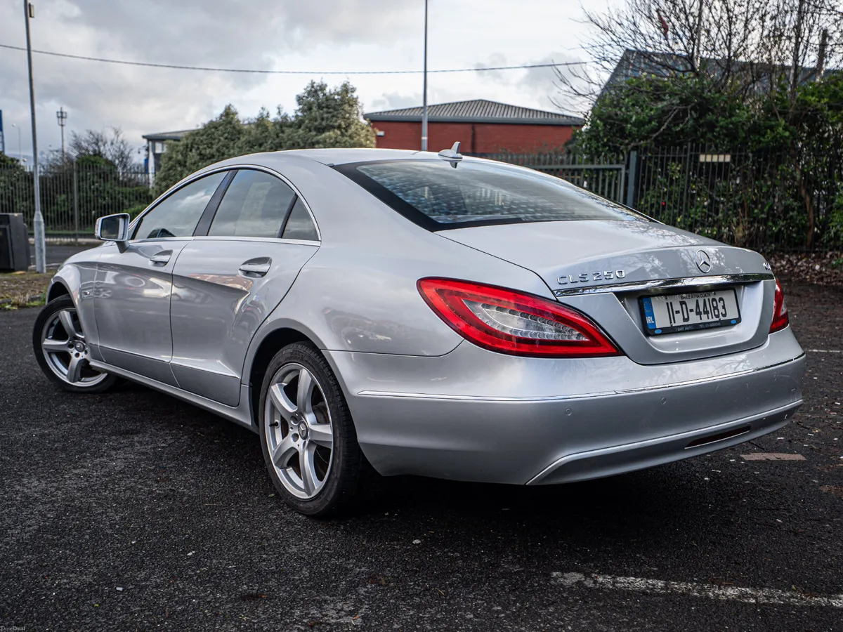 Mercedes-Benz CLS 2011 - Image 4