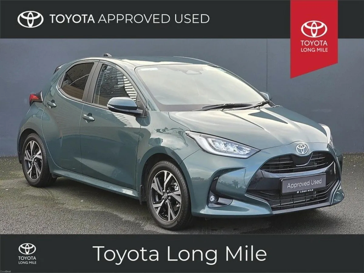 Toyota Yaris 1.5 Hybrid Luna Sport 5dr - Image 1