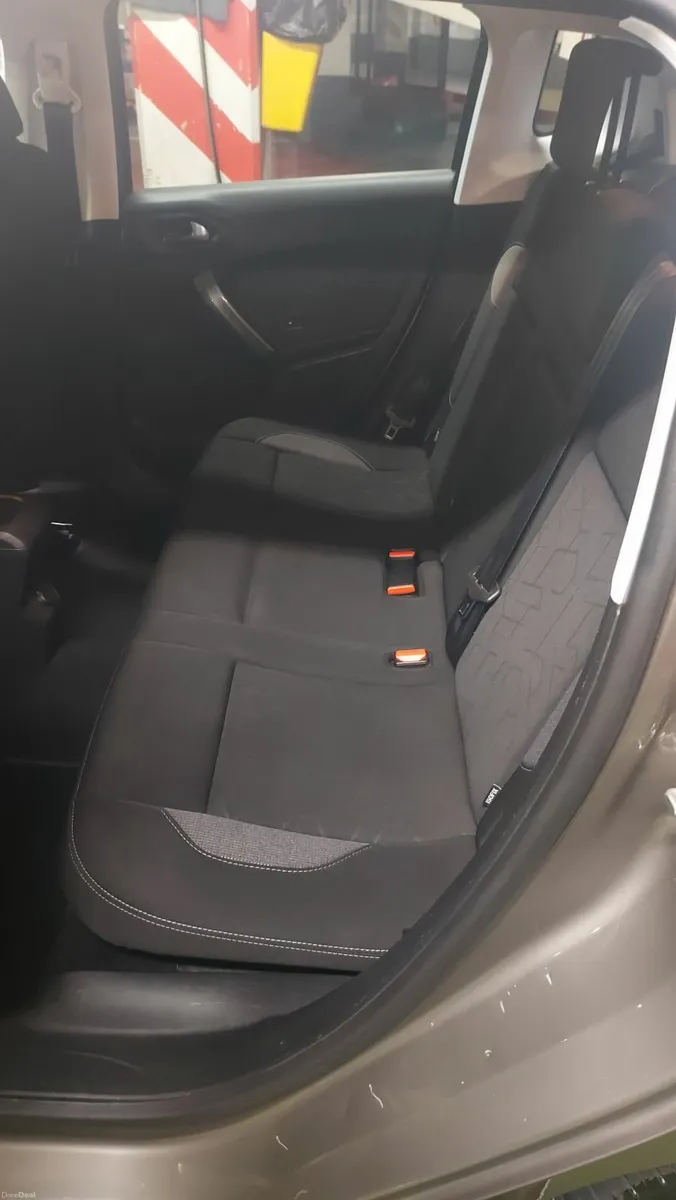 Peugeot 2008 2016 - Image 2