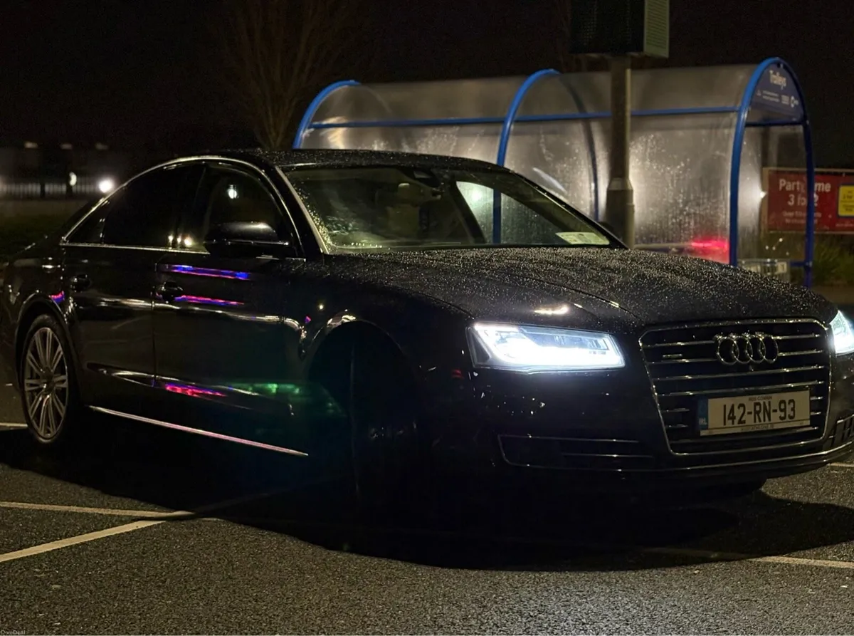 AUDI A8 V6 TDI - Image 2