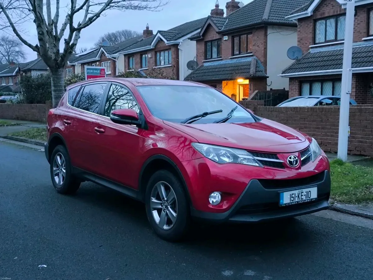 2015 TOYOTA RAV4 - Image 2
