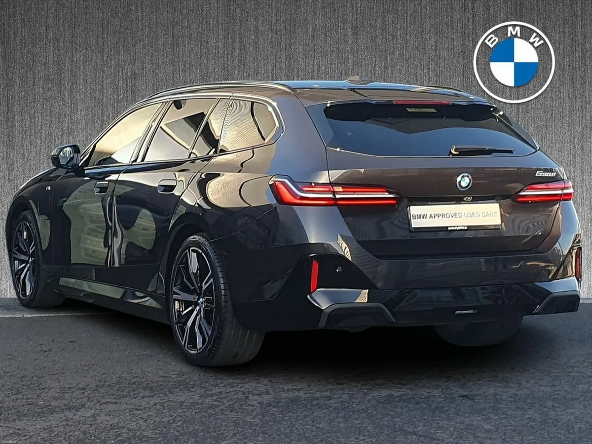 BMW 5-Series 530e M Sport Touring - Image 3
